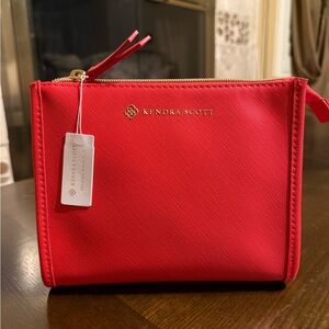 NWT Kendra Scott Travel Pouch in RED